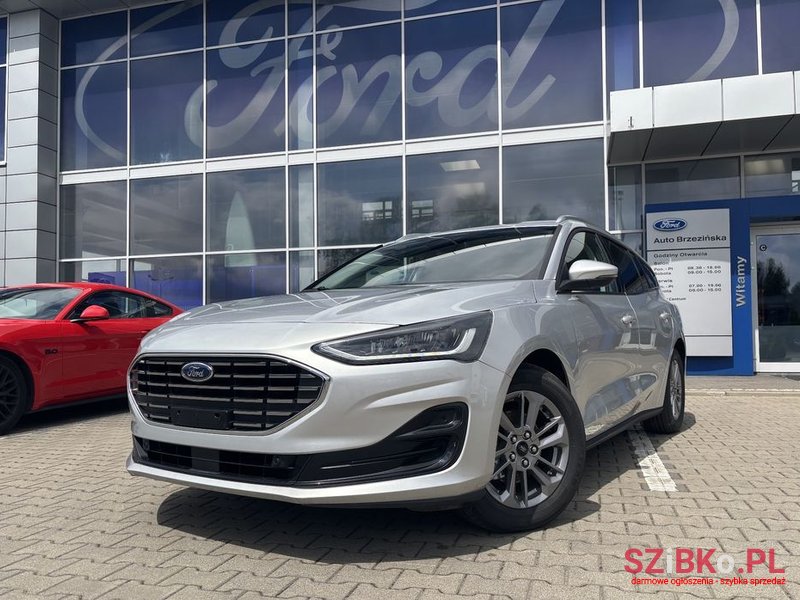 2024' Ford Focus 1.0 Ecoboost Titanium photo #2