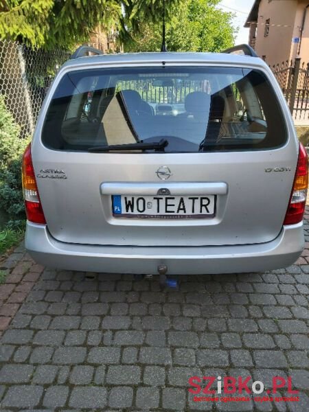 2005' Opel Astra photo #4