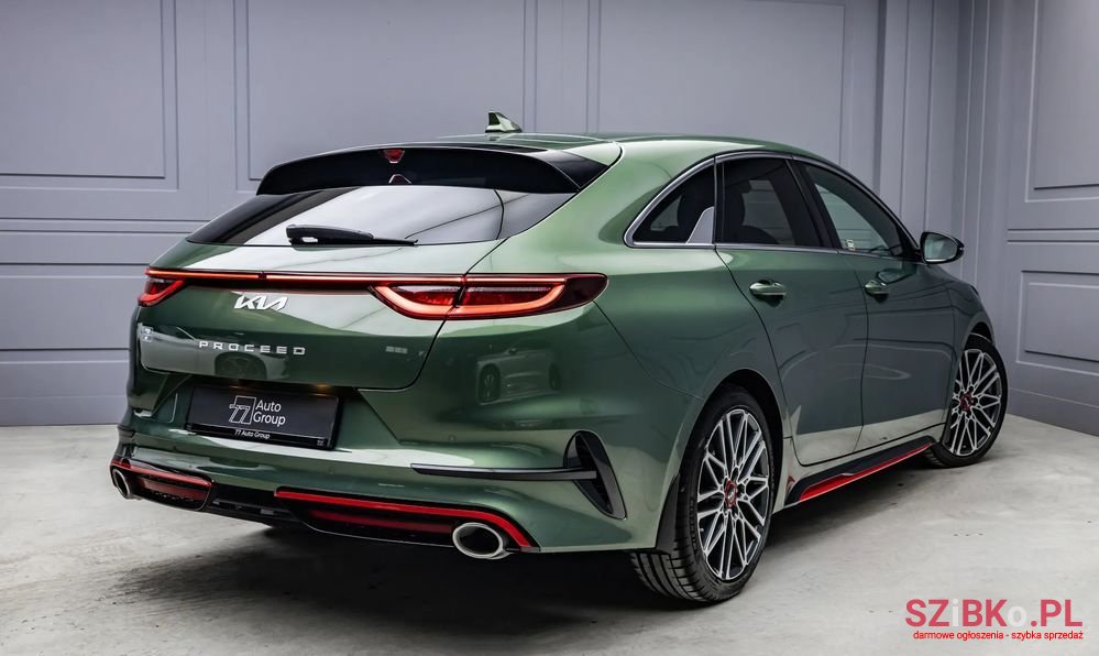 2023' Kia Proceed photo #2