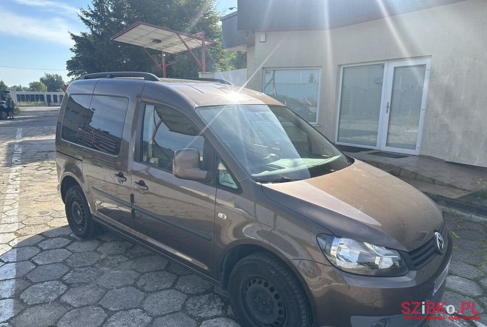 2011' Volkswagen Caddy 1.2 (7-Si.) photo #3