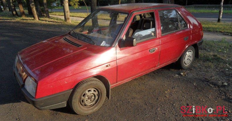 1991' Skoda Favorit photo #1