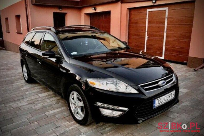 2011' Ford Mondeo photo #1
