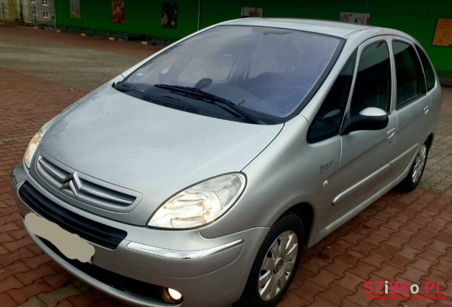 2005' Citroen Xsara Picasso photo #1