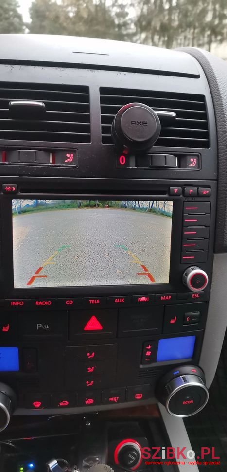 2005' Volkswagen Touareg 4.2 V8 Tiptr photo #5