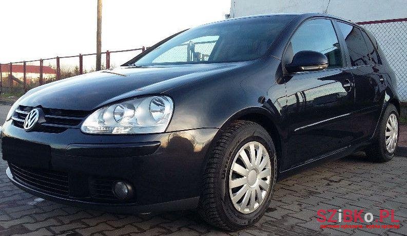 2007' Volkswagen Golf photo #2