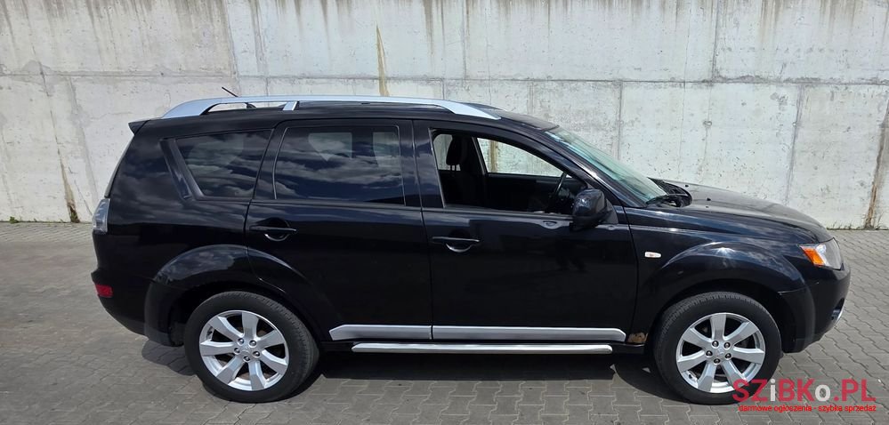 2008' Mitsubishi Outlander 2.4 2Wd photo #2