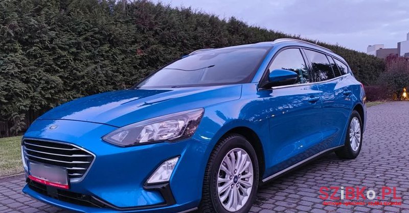 2020' Ford Focus photo #1