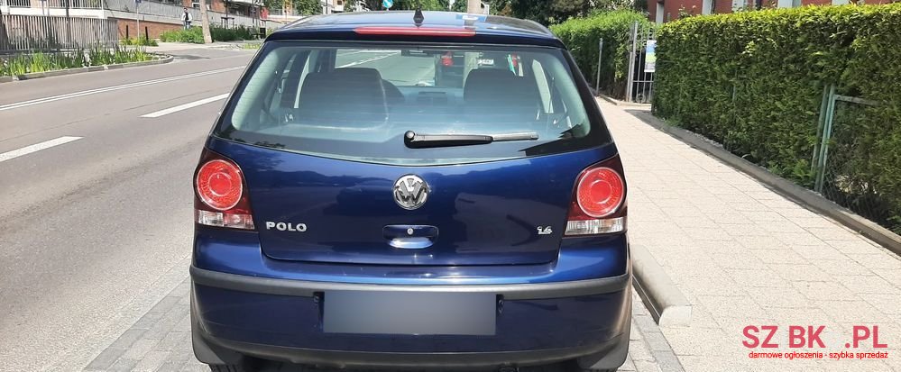 2008' Volkswagen Polo photo #5