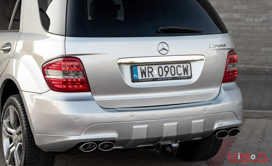 2005' Mercedes-Benz Ml photo #3