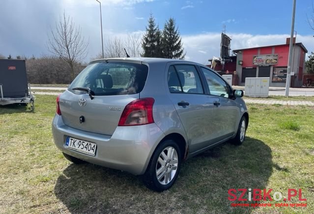 2007' Toyota Yaris photo #5
