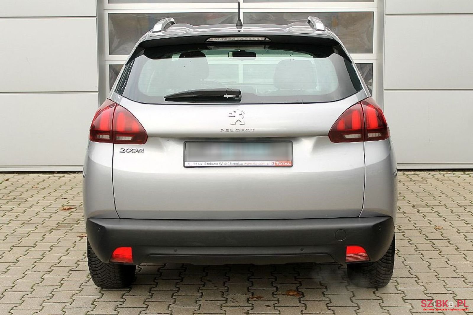 2018' Peugeot 2008 photo #6