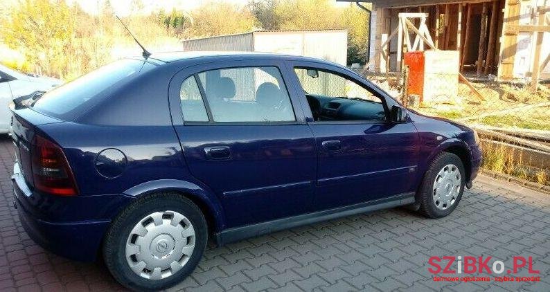 2003' Opel Astra photo #1