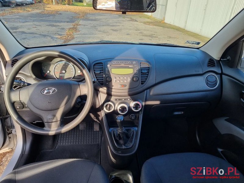 2011' Hyundai i10 1.1 Premium photo #4