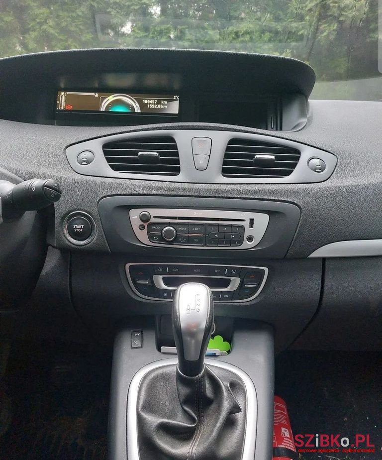 2013' Renault Scenic 1.5 Dci Bose Edc photo #4