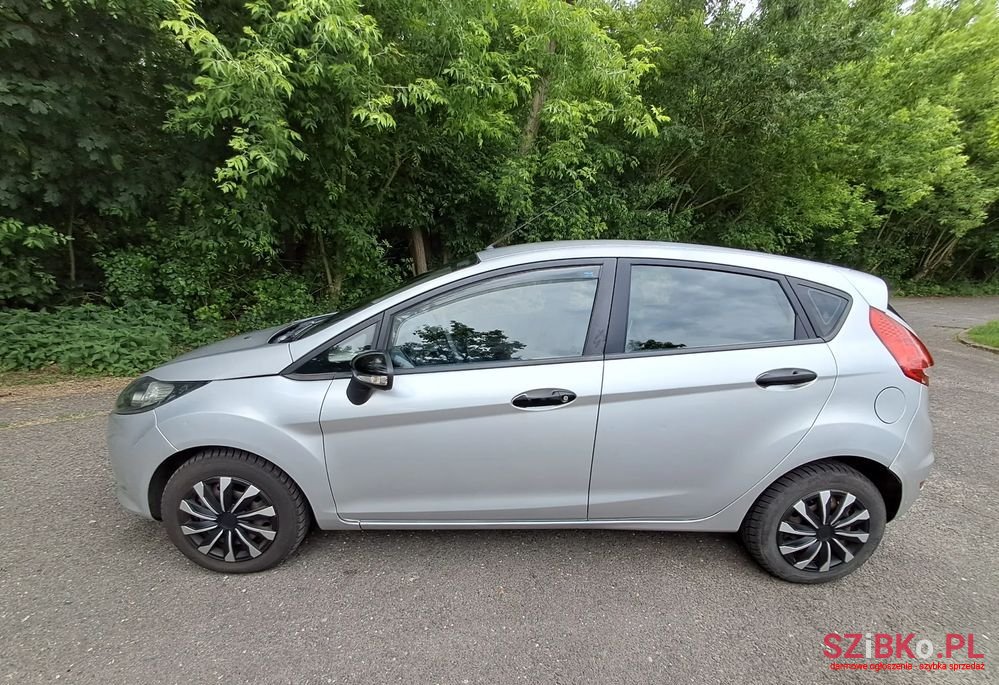 2009' Ford Fiesta 1.4 Tdci photo #2