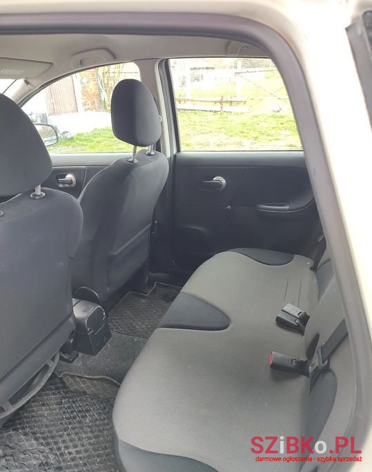 2009' Nissan Note photo #4