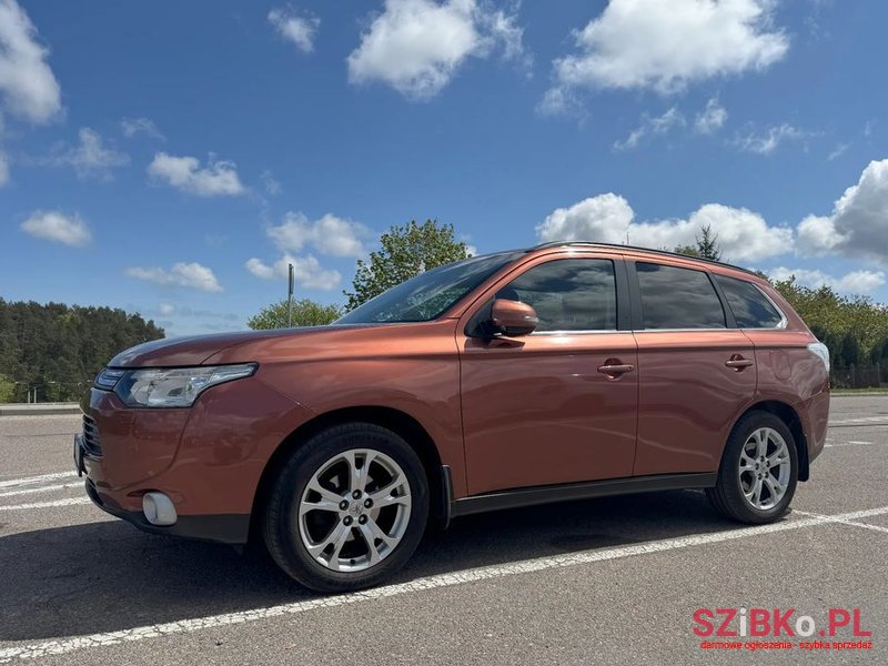 2012' Mitsubishi Outlander 2.0 Intense + photo #1