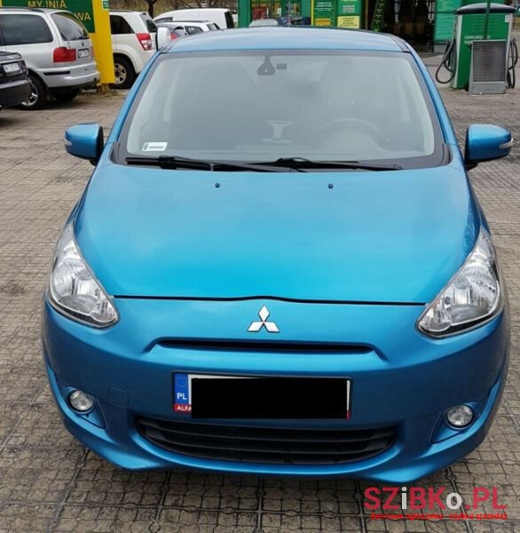 2014' Mitsubishi Space Star photo #3