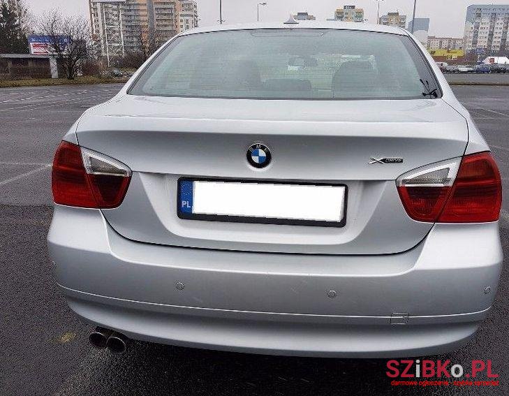 2005' BMW 3 Series photo #1