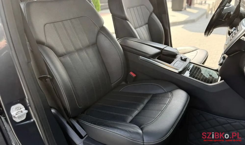 2016' Mercedes-Benz GL photo #5