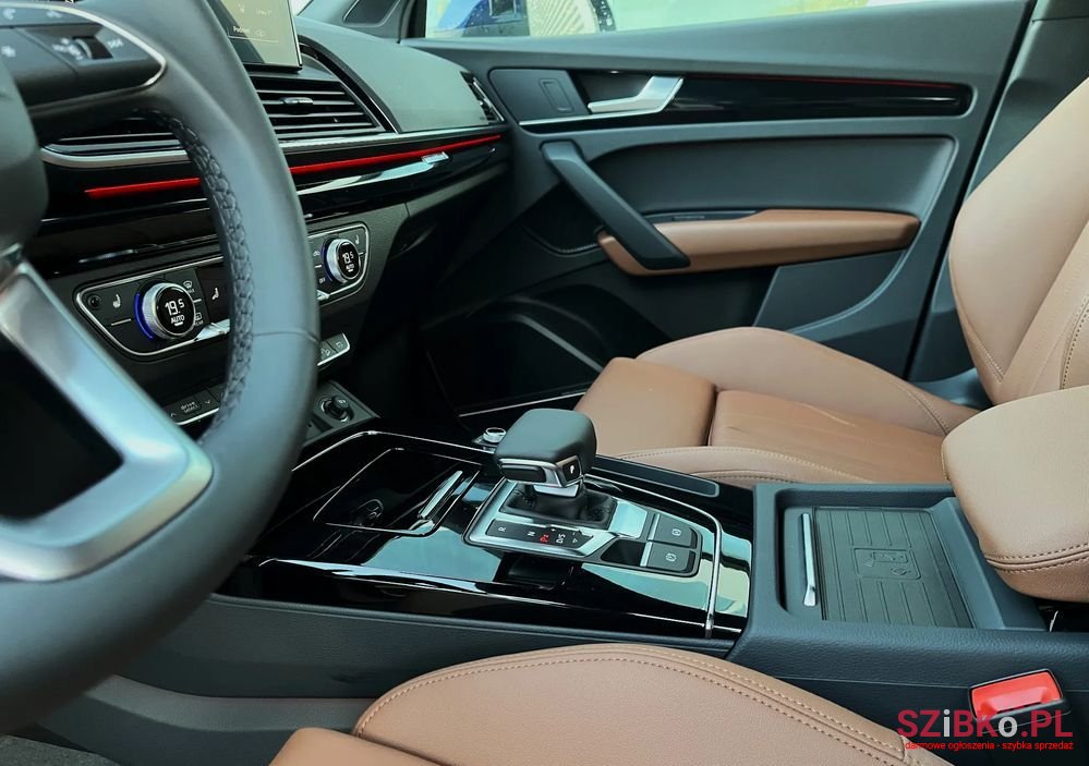 2024' Audi Q5 photo #4