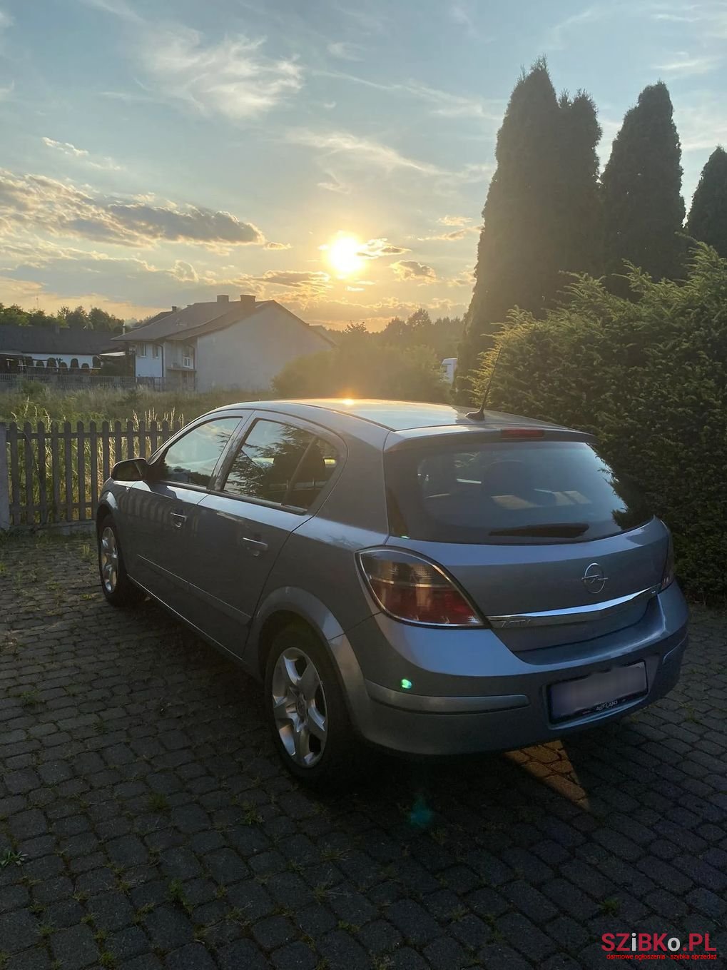 2007' Opel Astra photo #3