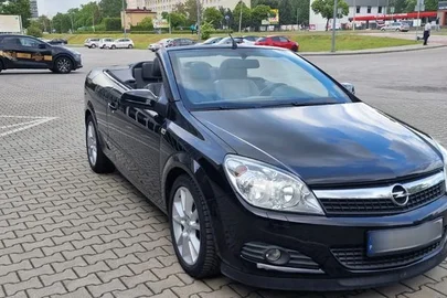 2007' Opel Astra Twin Top 1.9 Cdti Cosmo