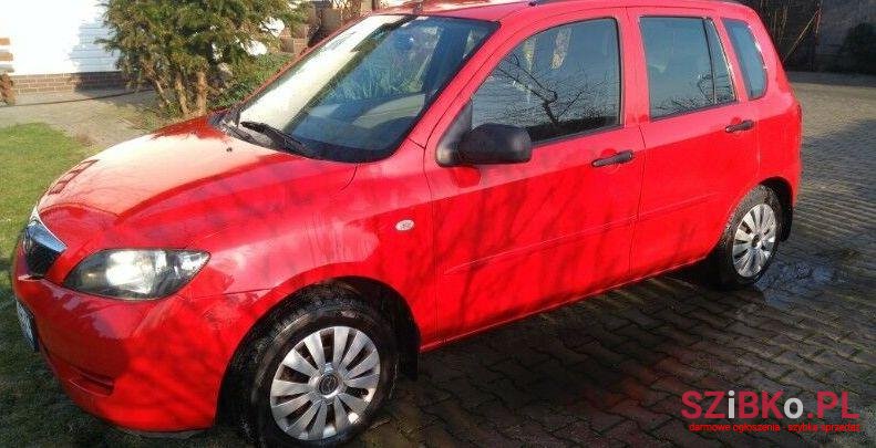 2003' Mazda 2 photo #1