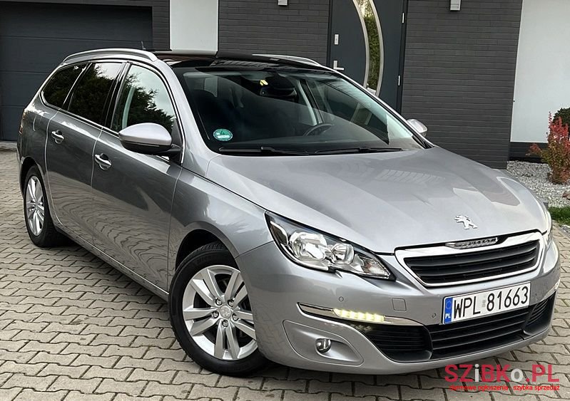 2015' Peugeot 308 photo #2