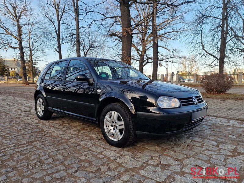 2002' Volkswagen Golf 1.4 Sportline photo #2