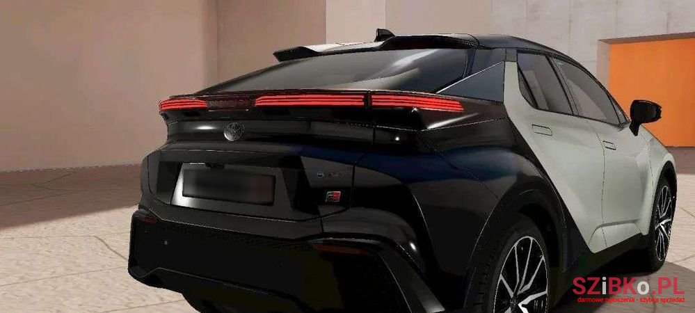 2023' Toyota C-HR photo #3