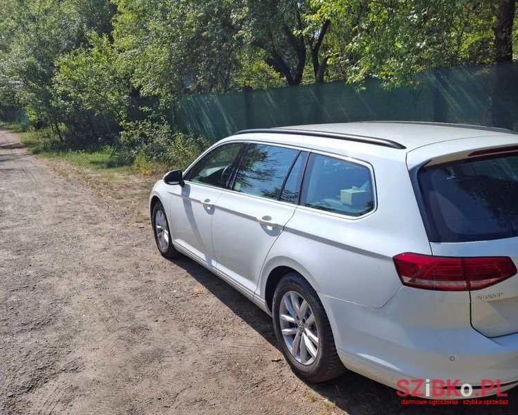 2017' Volkswagen Passat Comfortline photo #2