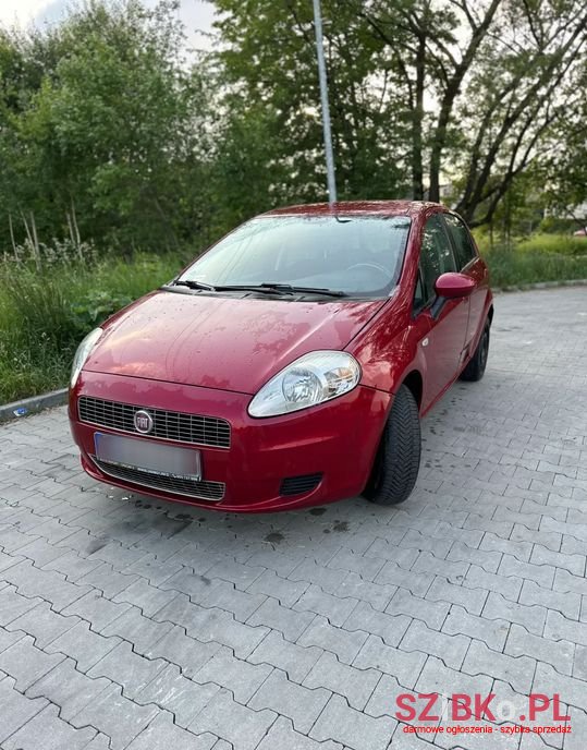 2009' Fiat Punto photo #1