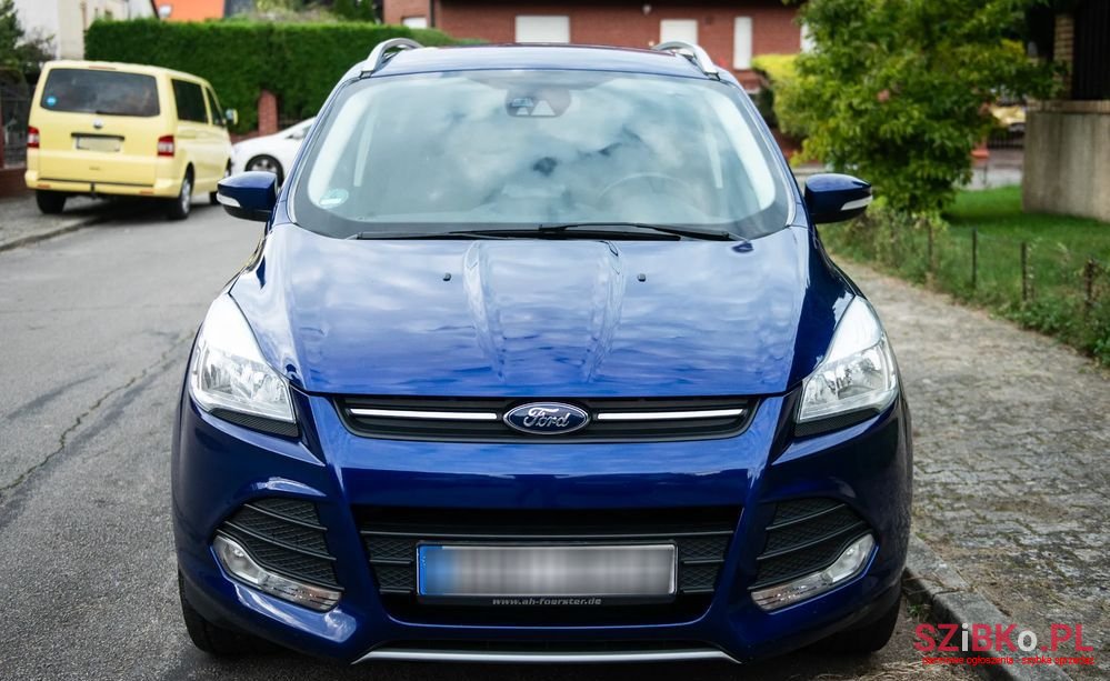 2014' Ford Kuga photo #2