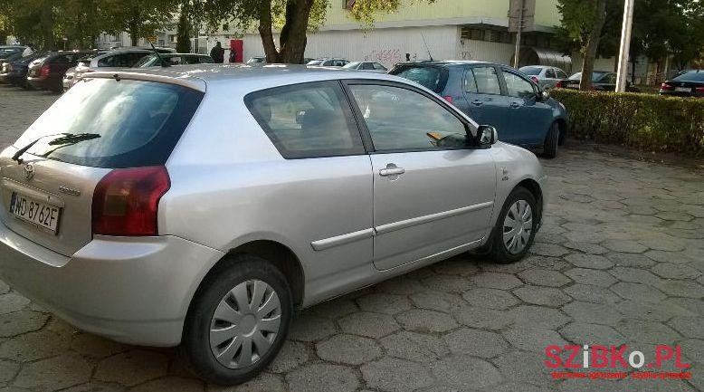 2002' Toyota Corolla photo #2