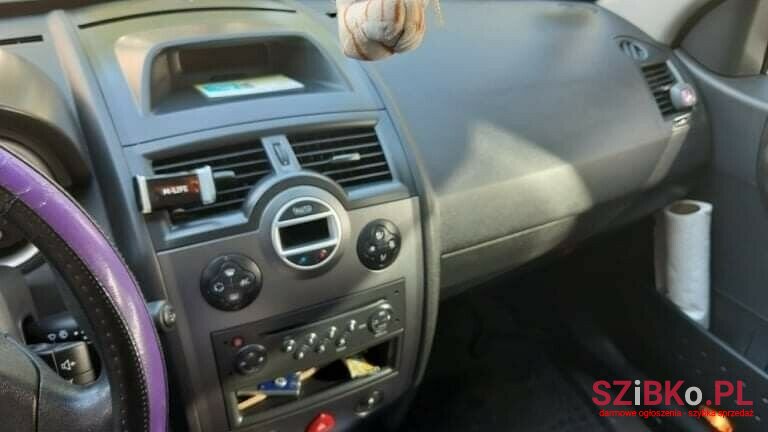 2005' Renault Megane photo #5