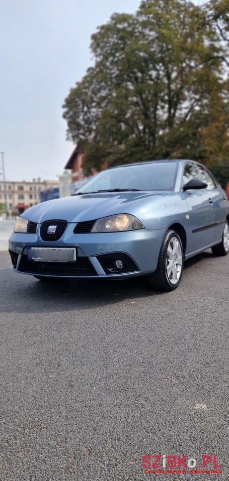 2007' SEAT Ibiza 1.9 Tdi Sport photo #1