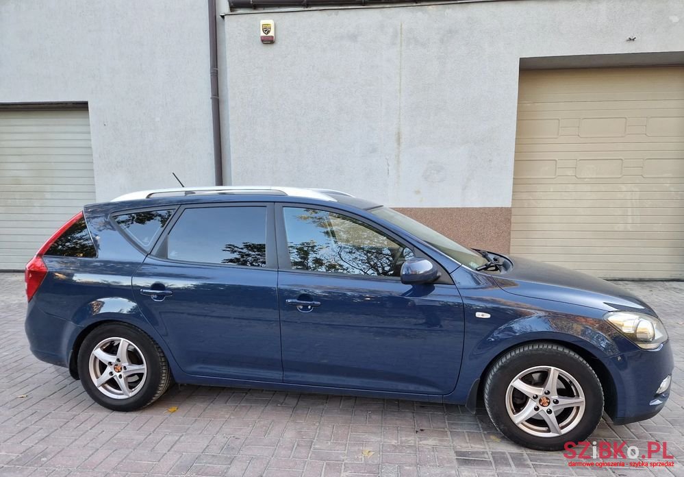 2010' Kia Ceed photo #3