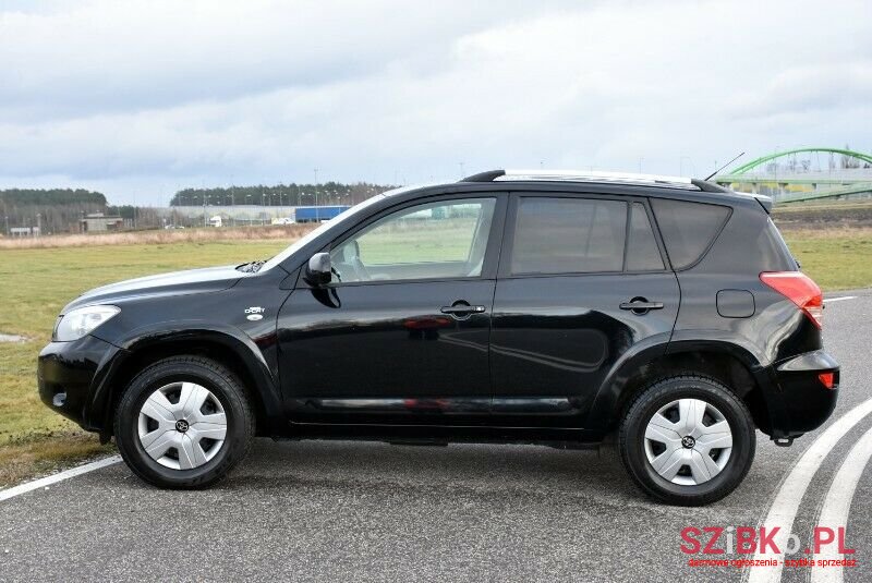 2008' Toyota RAV4 photo #5