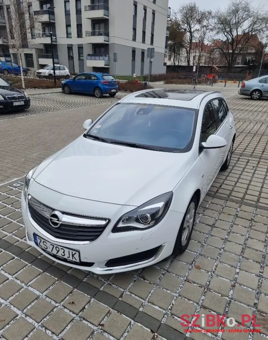 2014' Opel Insignia photo #2