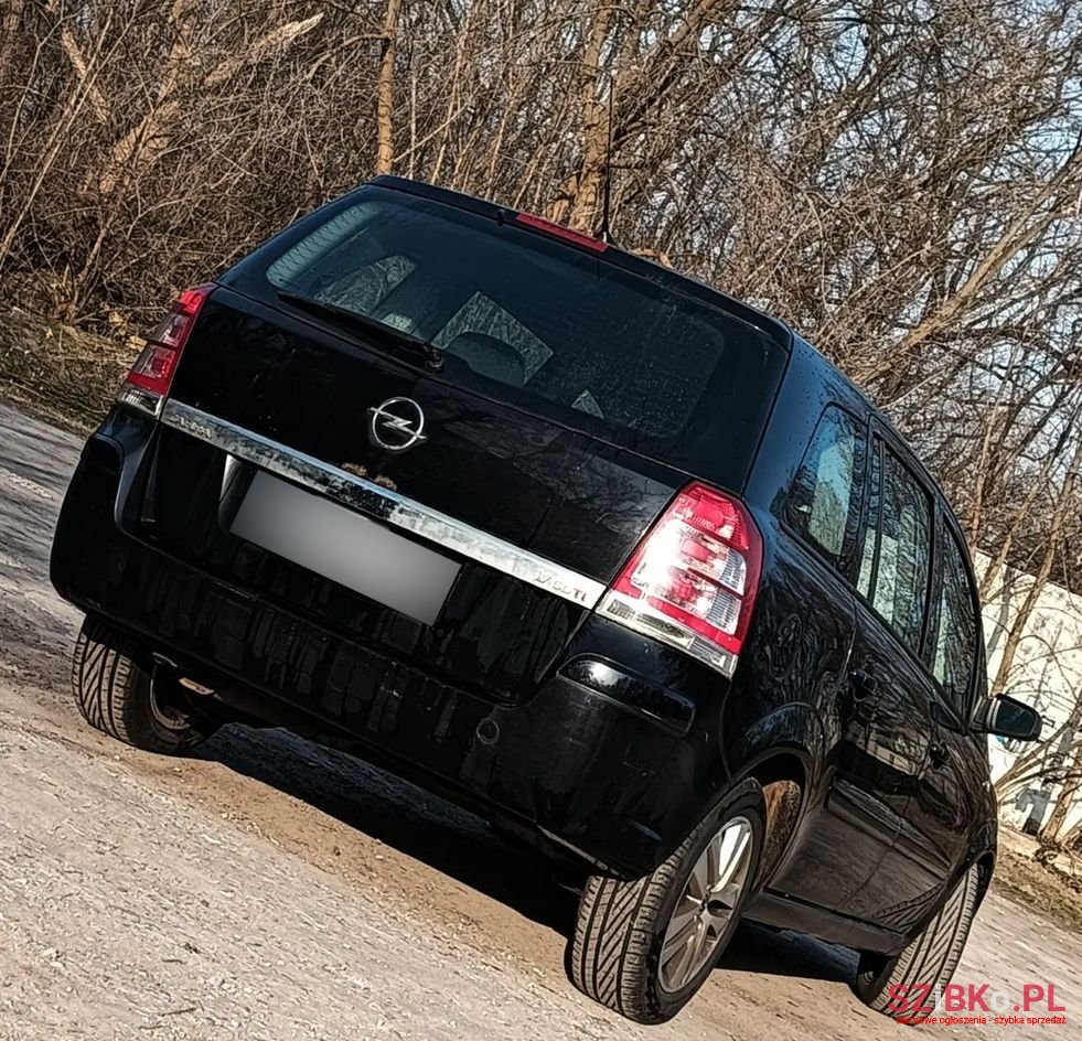 2008' Opel Zafira 1.7 Cdti Cosmo photo #3