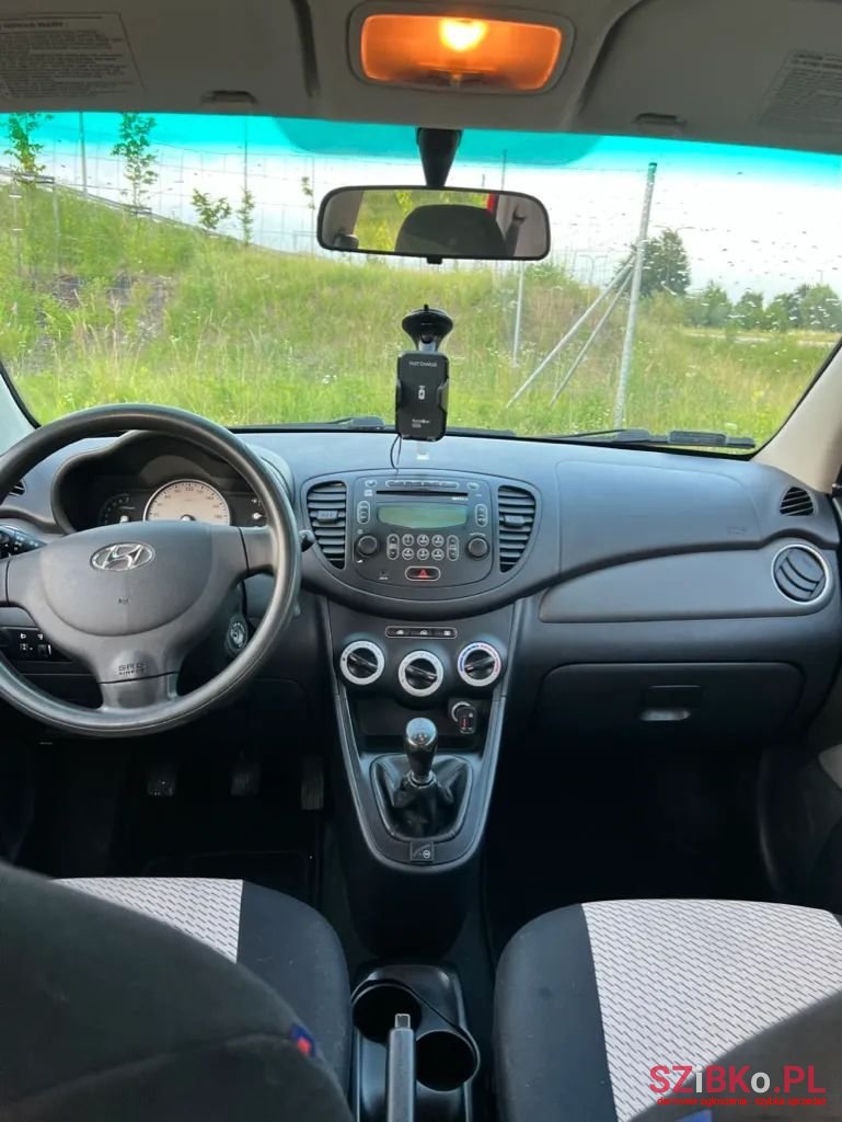 2010' Hyundai i10 photo #5