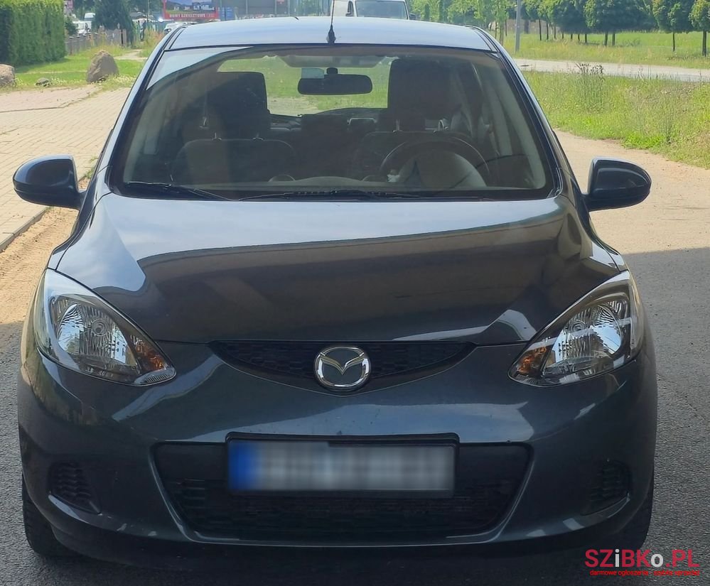 2008' Mazda 2 1.3 Dynamic photo #1