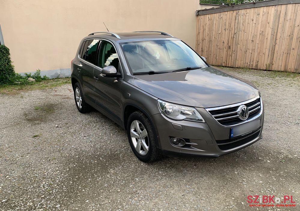 2009' Volkswagen Tiguan photo #4