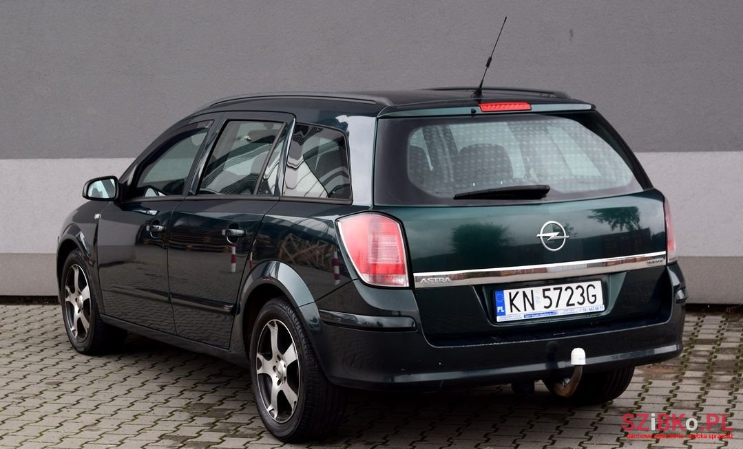 2005' Opel Astra photo #6