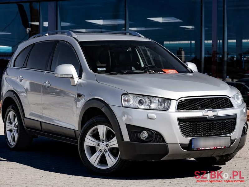 2011' Chevrolet Captiva 2.2 D Lt+ Fwd photo #4