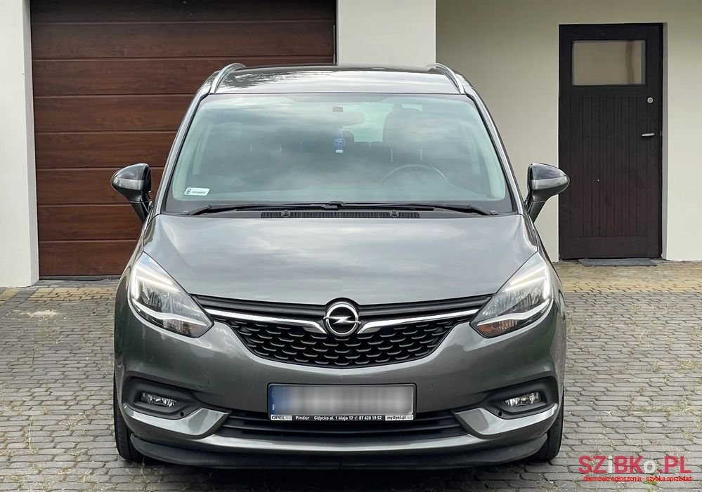 2016' Opel Zafira photo #4