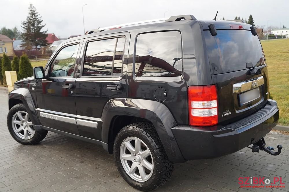 2010' Jeep Cherokee 2.8 Crd Limited photo #5