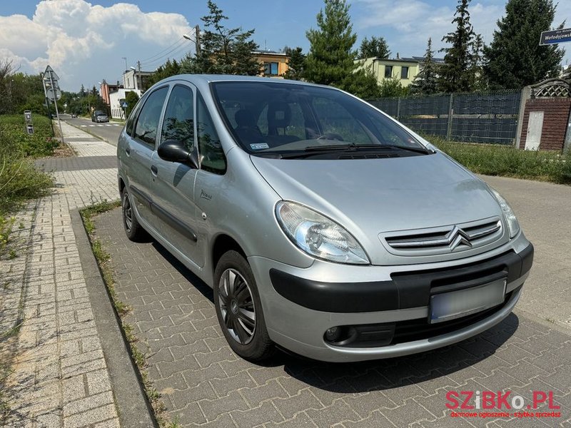 2006' Citroen Xsara Picasso 1.6I 16V Sx photo #1