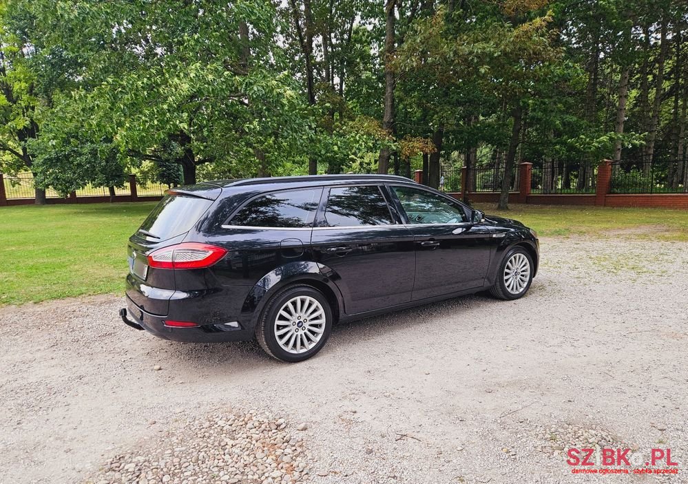 2014' Ford Mondeo photo #2
